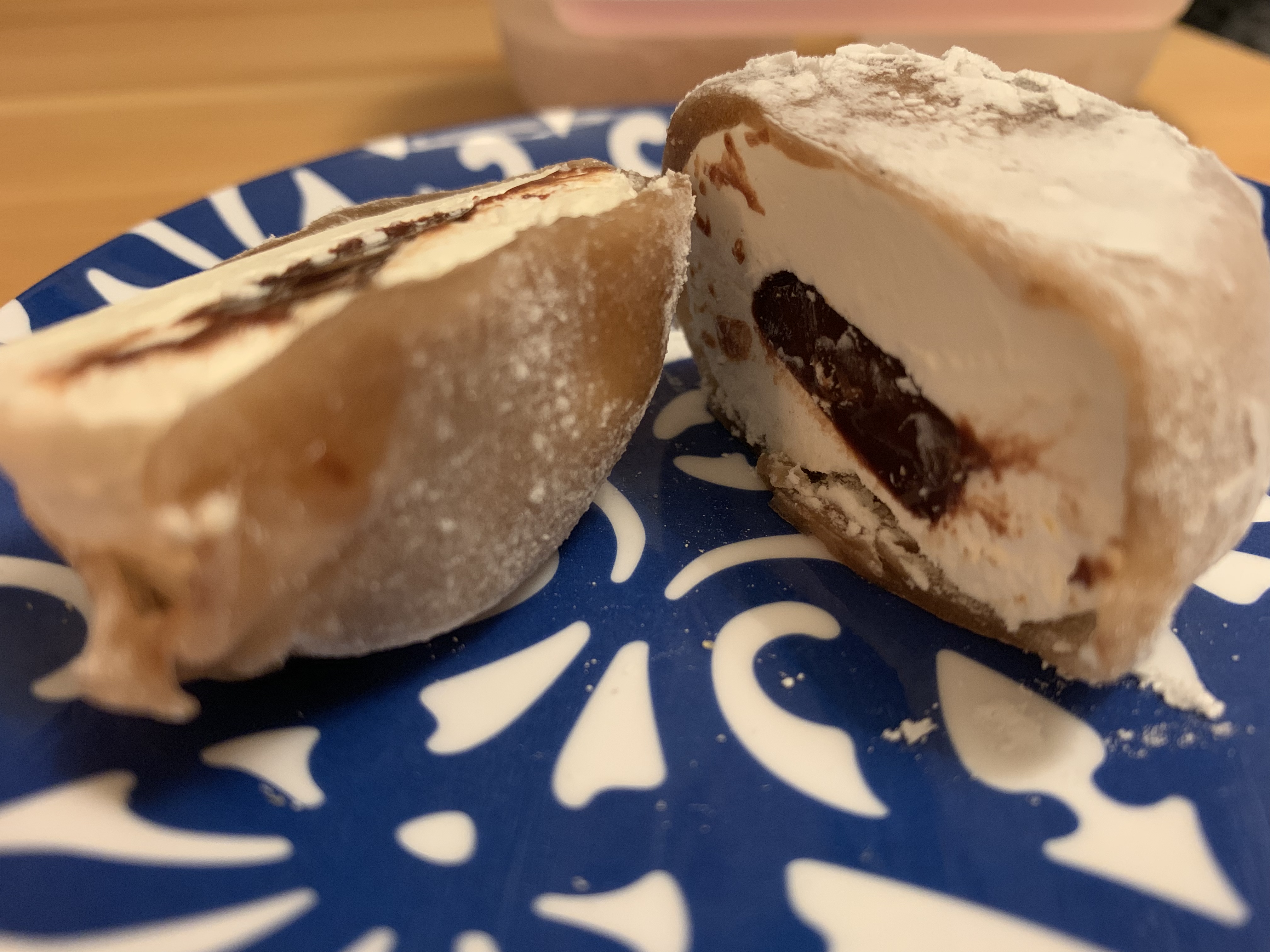 中からチョコ