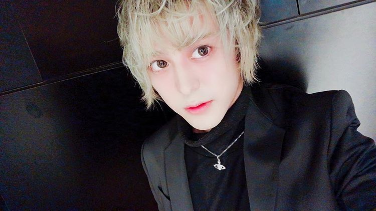 ザクラブホスト逢衣プロフィール画像