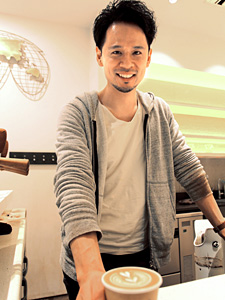 ラテアート世界一の山口淳一が吾郎ちゃんプロデュースのカフェで監修